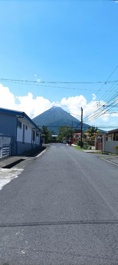 Tico Bed & Breakfast La Fortuna Exterior foto