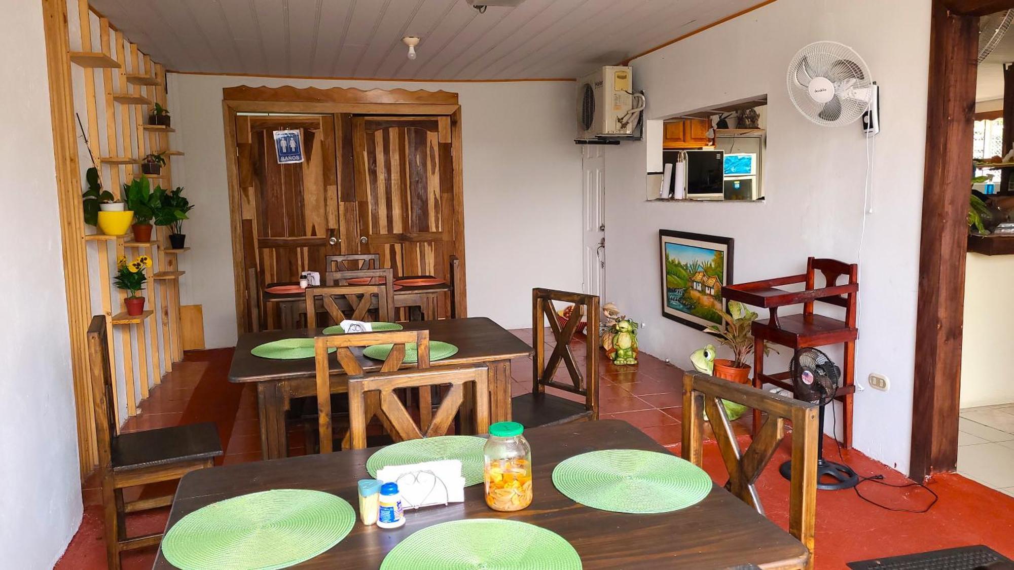 Tico Bed & Breakfast La Fortuna Exterior foto